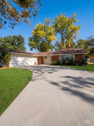 2708 N Redway Rd, Boise, ID 83704