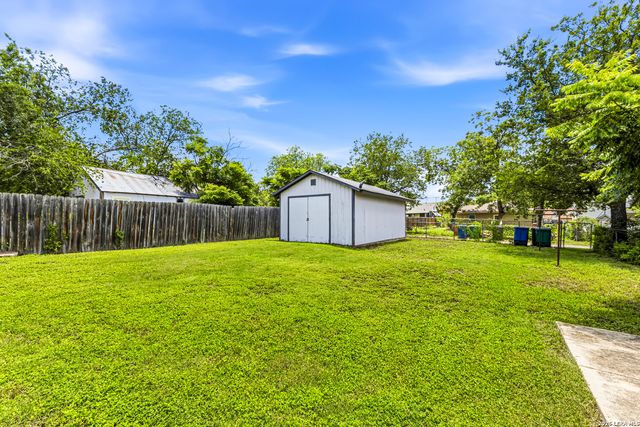 526 HAMMOND AVE, San Antonio, TX 78210