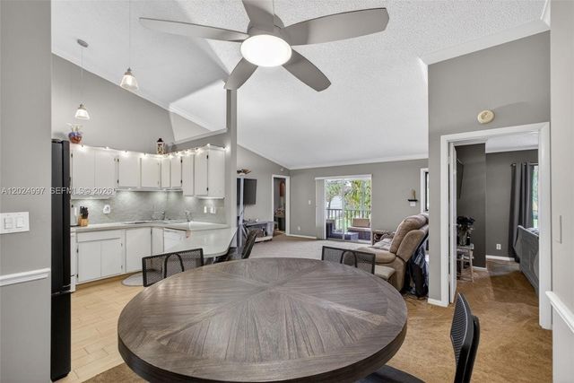 6555 Chasewood Drive H, Jupiter, FL 33458