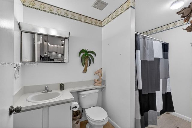 6555 Chasewood Drive H, Jupiter, FL 33458