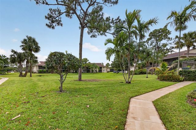 6555 Chasewood Drive H, Jupiter, FL 33458
