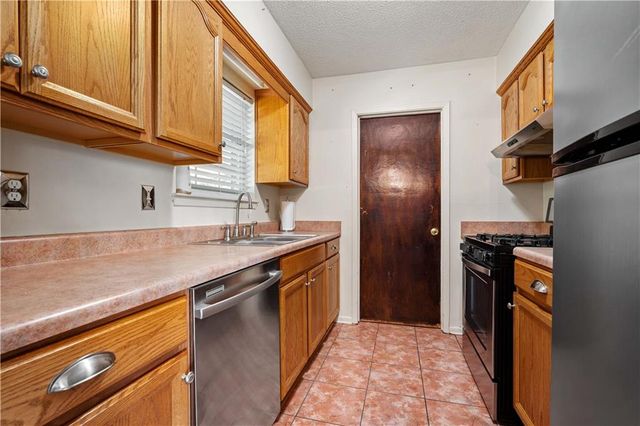 1020 Middle Ring Road, Mobile, AL 36608