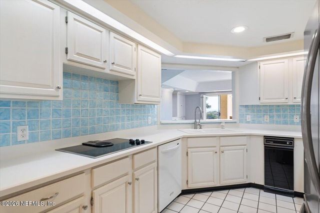 916 SPINNAKERS REACH Drive 916, Ponte Vedra Beach, FL 32082