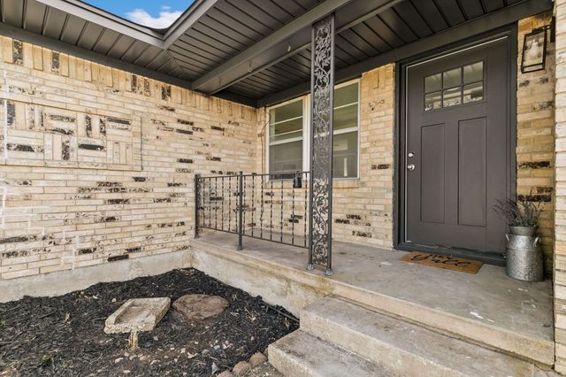609 S Farmington Road, Howe, TX 75459