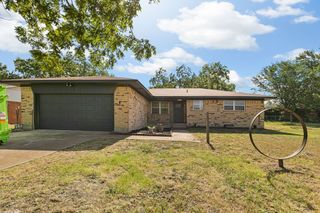 609 S Farmington Road, Howe, TX 75459