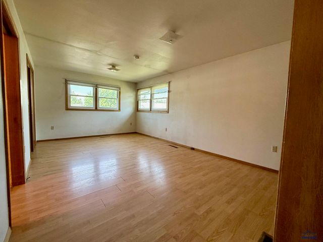 113 SOUTH AVE, Sturgis, SD 57785