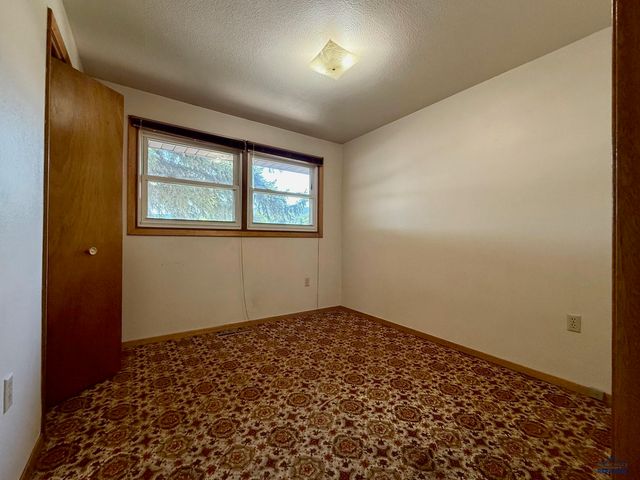 113 SOUTH AVE, Sturgis, SD 57785