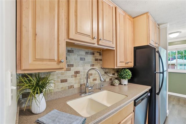 1684 Pierce Drive, Beavercreek, OH 45432