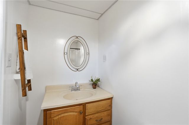1684 Pierce Drive, Beavercreek, OH 45432