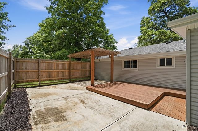 1684 Pierce Drive, Beavercreek, OH 45432