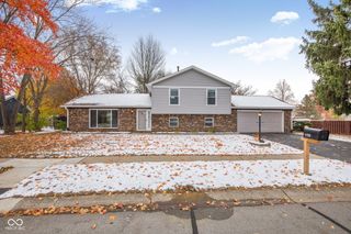 11709 Cameron Drive, Fishers, IN 46038