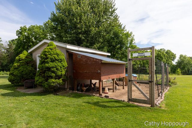8152 Murphy Road, Lyons, MI 48851