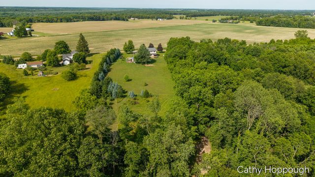 8152 Murphy Road, Lyons, MI 48851