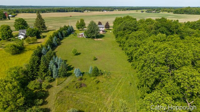 8152 Murphy Road, Lyons, MI 48851
