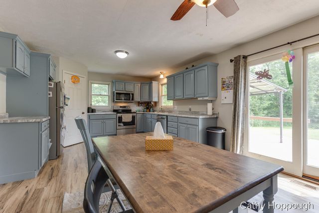 8152 Murphy Road, Lyons, MI 48851