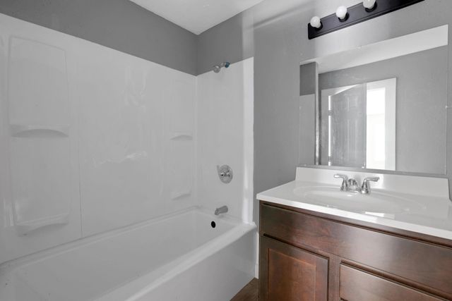 5823 Lyndhurst Drive, Houston, TX 77033