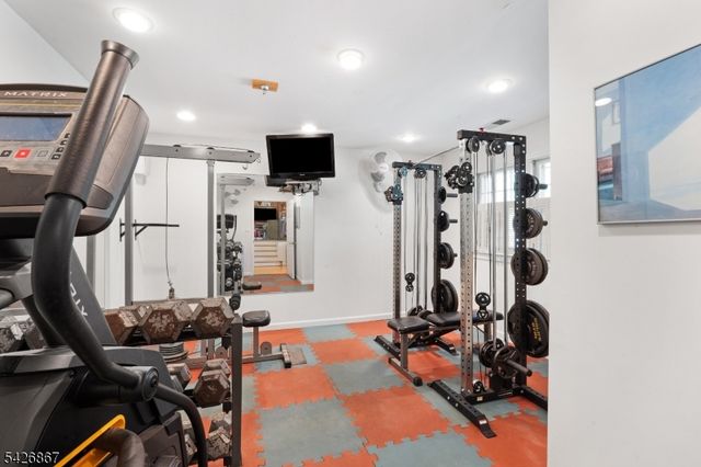 10 Babbitt Rd, Mendham Boro, NJ 07945