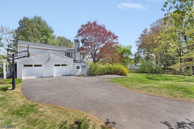 10 Babbitt Rd, Mendham Boro, NJ 07945