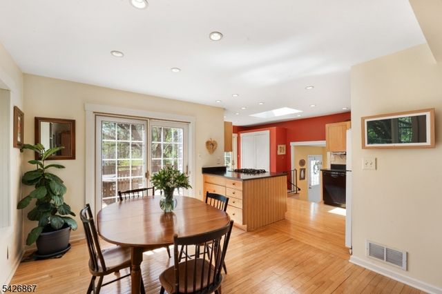 10 Babbitt Rd, Mendham Boro, NJ 07945