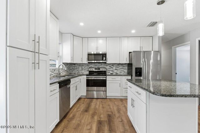 8133 JOFFRE Drive, Jacksonville, FL 32210