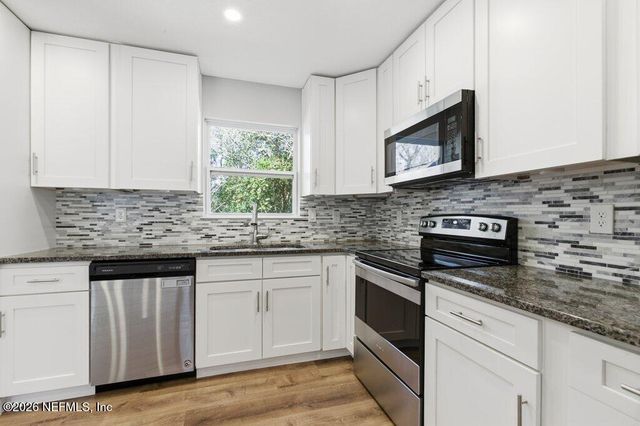 8133 JOFFRE Drive, Jacksonville, FL 32210