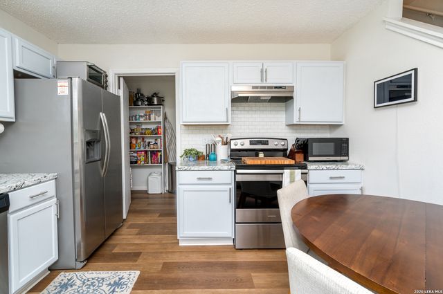 8903 Kenton Briar, San Antonio, TX 78240
