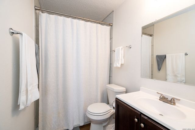8903 Kenton Briar, San Antonio, TX 78240