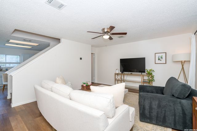 8903 Kenton Briar, San Antonio, TX 78240
