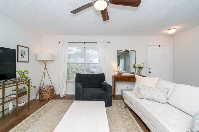 8903 Kenton Briar, San Antonio, TX 78240