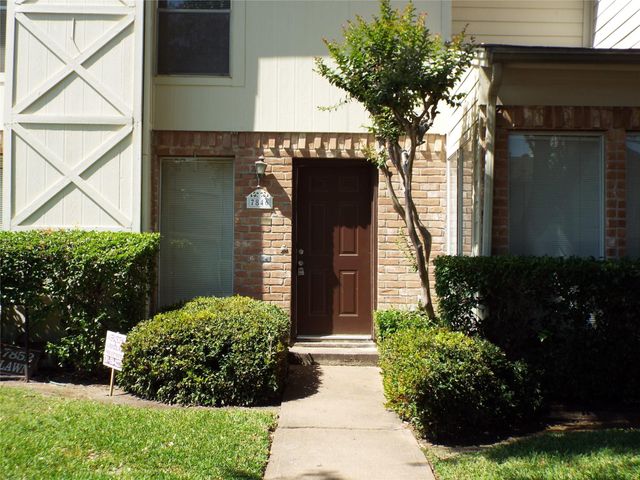 7846 Green Lawn Drive 7846, Houston, TX 77088