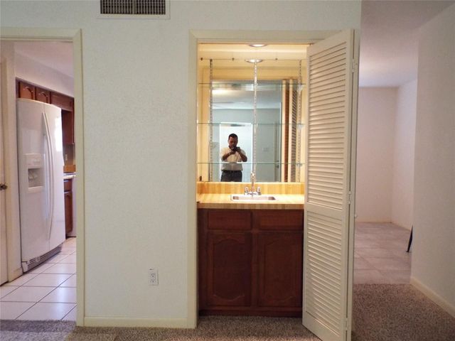 7846 Green Lawn Drive 7846, Houston, TX 77088