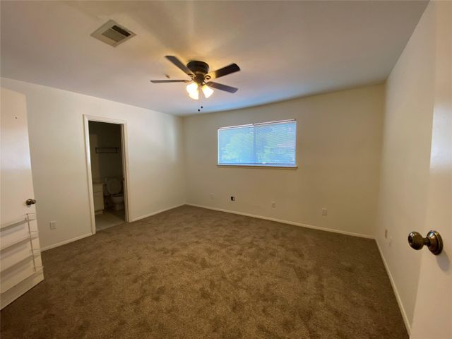 7846 Green Lawn Drive 7846, Houston, TX 77088