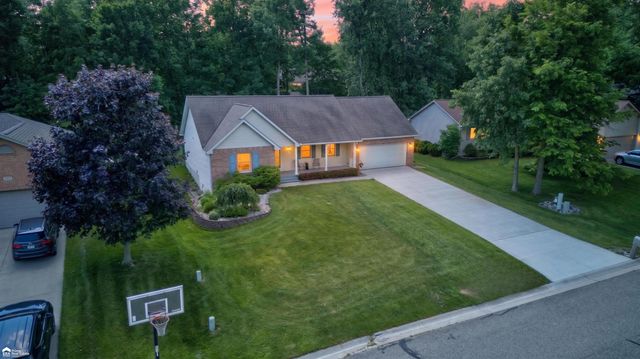 5316 Chin Maya Drive, Swartz Creek, MI 48473