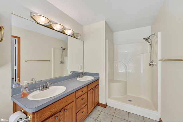 5316 Chin Maya Drive, Swartz Creek, MI 48473