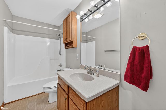 5316 Chin Maya Drive, Swartz Creek, MI 48473