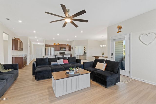 112 Napa Drive, Four Oaks, NC 27524