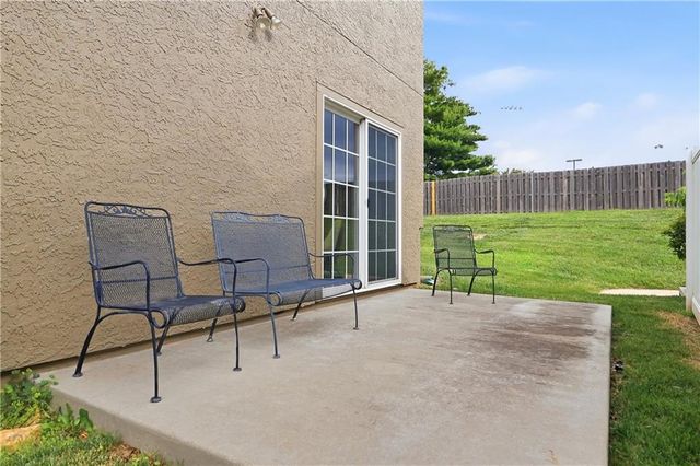 15602 W 61st Street, Shawnee, KS 66217