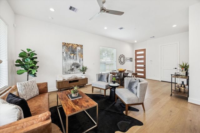 1826 W Tidwell Road, Houston, TX 77091