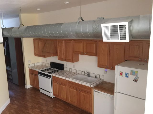 2622 Kingsland Ave, Oakland, CA 94619