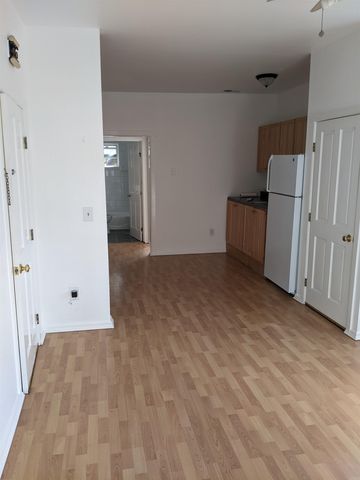 2622 Kingsland Ave, Oakland, CA 94619