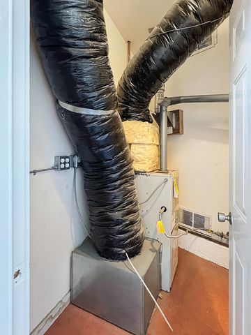 2622 Kingsland Ave, Oakland, CA 94619