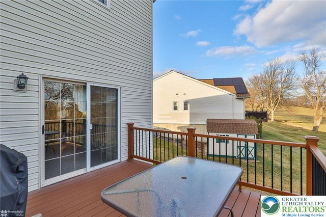 123 Boro Vu Drive, Northampton Boro, PA 18067