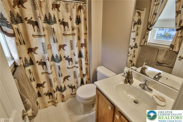 123 Boro Vu Drive, Northampton Boro, PA 18067