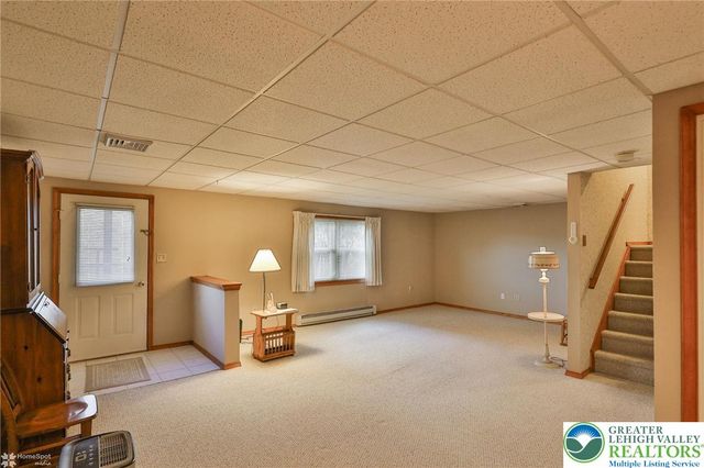 123 Boro Vu Drive, Northampton Boro, PA 18067