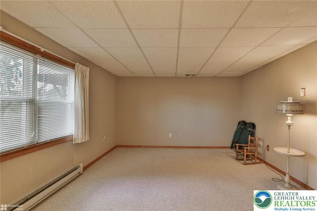 123 Boro Vu Drive, Northampton Boro, PA 18067