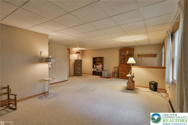 123 Boro Vu Drive, Northampton Boro, PA 18067