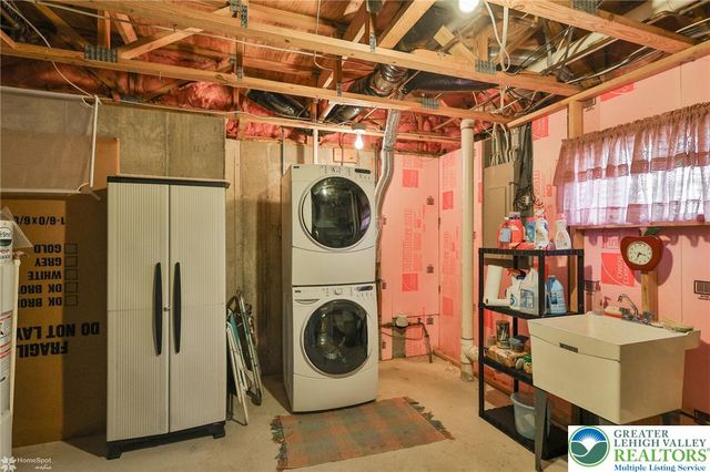 123 Boro Vu Drive, Northampton Boro, PA 18067