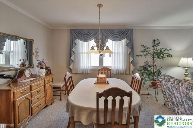 123 Boro Vu Drive, Northampton Boro, PA 18067