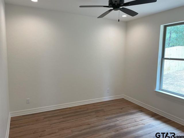277 Oak Valley Dr., Gilmer, TX 75645