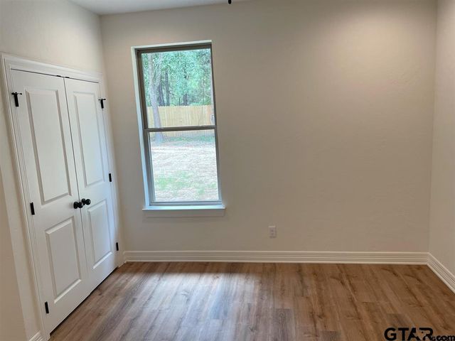 277 Oak Valley Dr., Gilmer, TX 75645